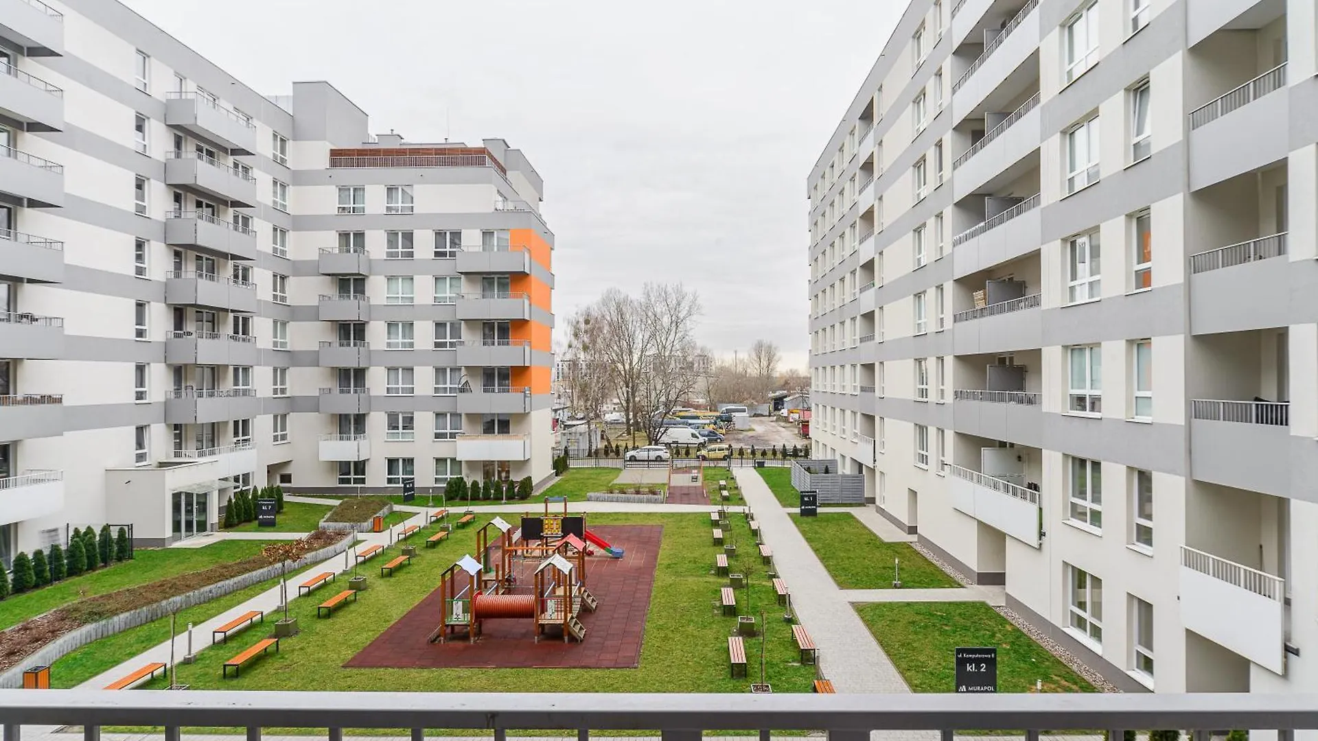 Shortstaypoland Komputerowa Varşova Polonya
